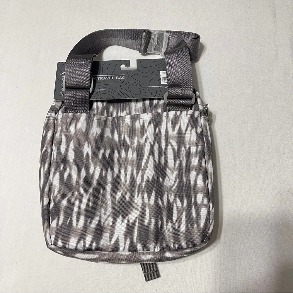 EDDIE BAUER Connect Tech Travel Bag with Adjustable Strap unisex ~ NWT
